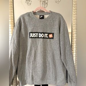Nike Sweatshirt
